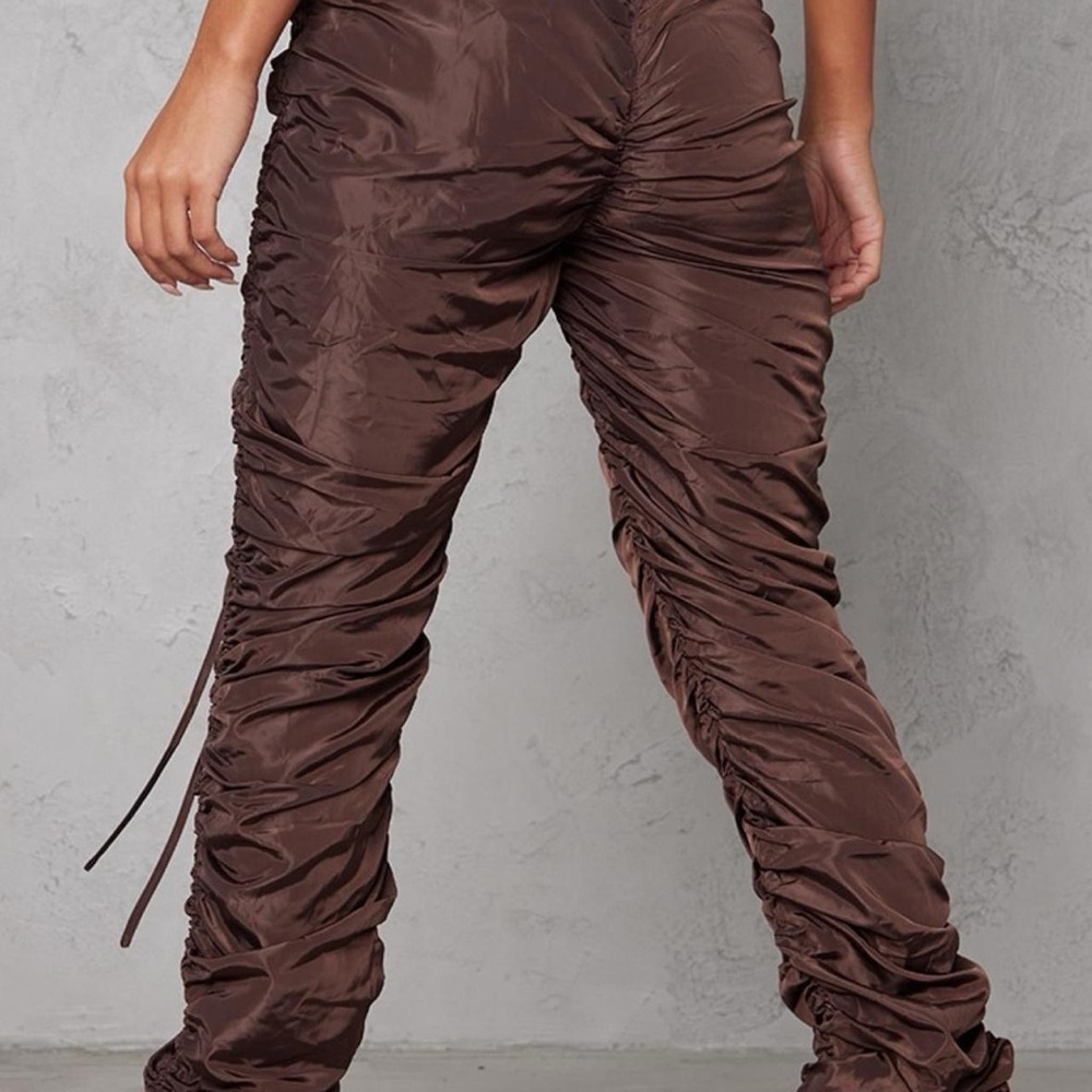 Ruched Leg Dip Waist Trousers - Picture 3 of 5